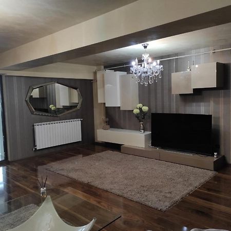Apartament Lux Ultracentral Craiova Bagian luar foto