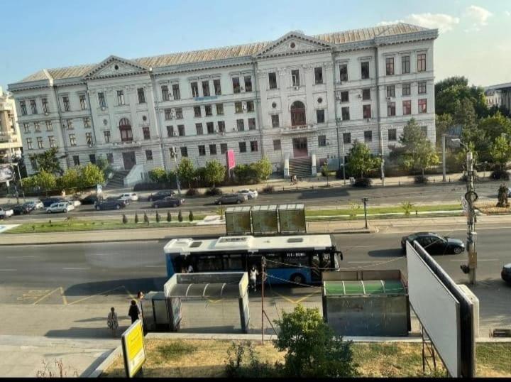 Apartament Lux Ultracentral Craiova Bagian luar foto