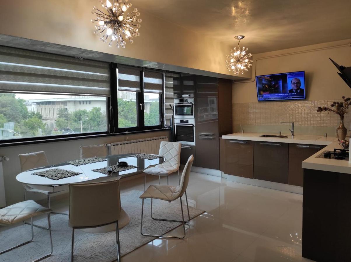 Apartament Lux Ultracentral Craiova Bagian luar foto