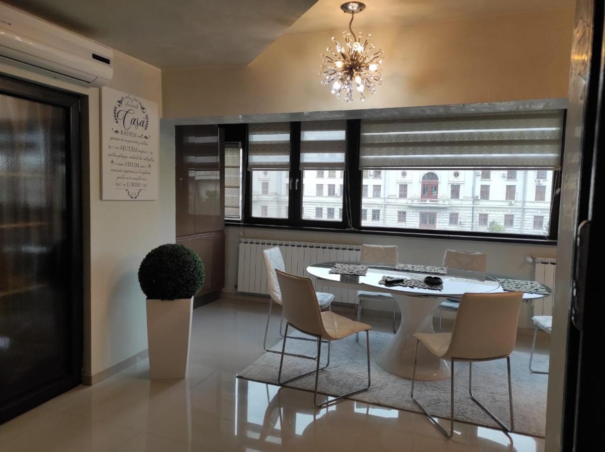 Apartament Lux Ultracentral Craiova Bagian luar foto
